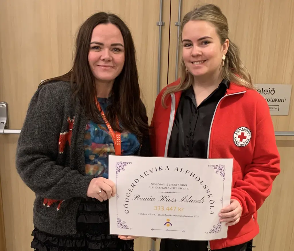 Nadia Og Sandra Álfhólssk1